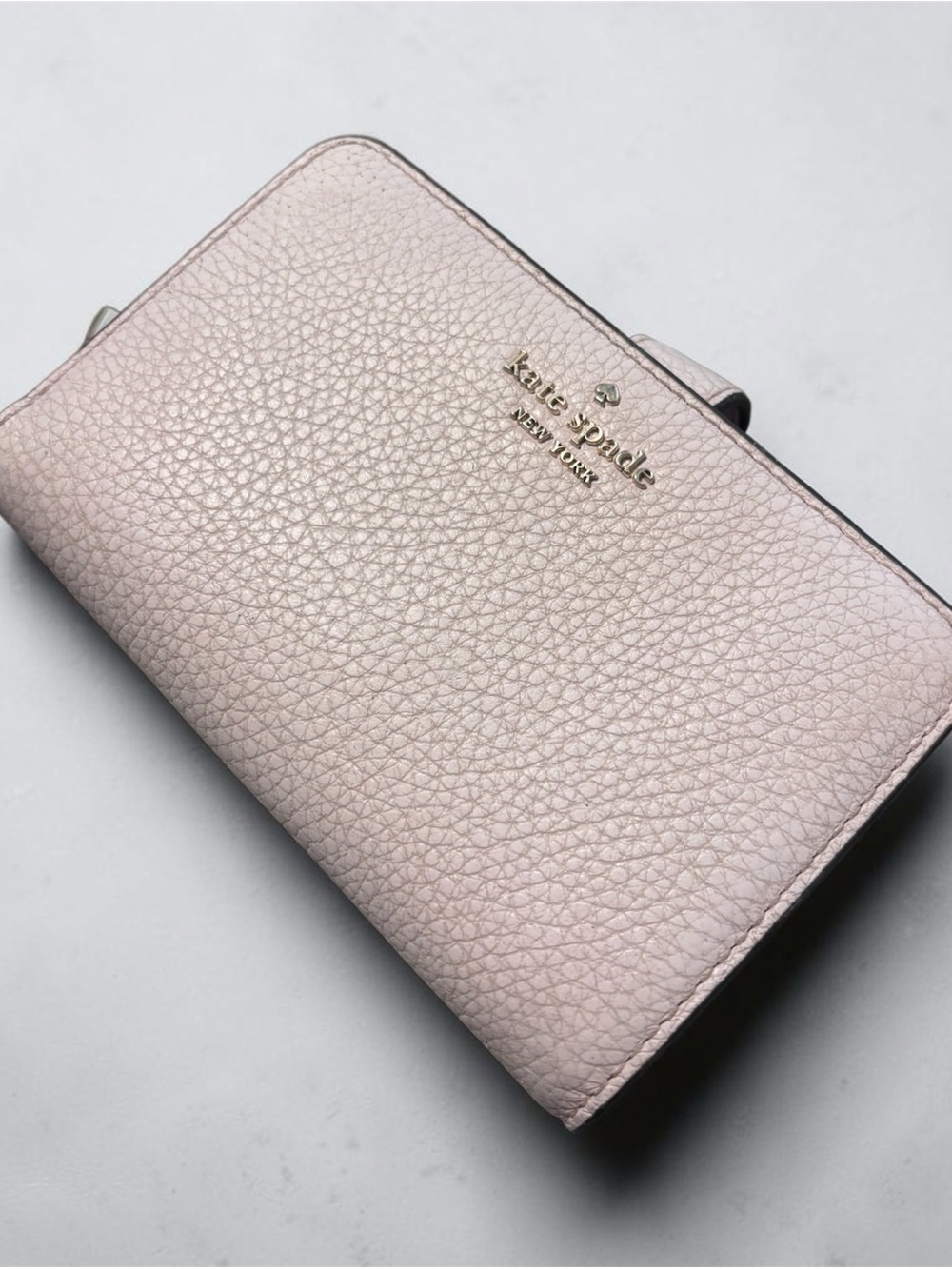 kate spade Pebbled Leather Wallet - Light Pink